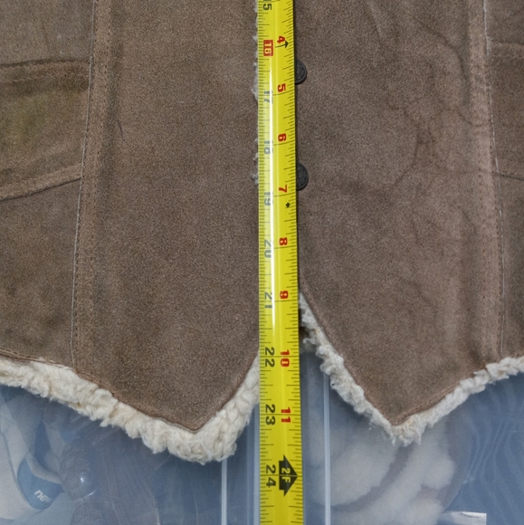 VTG 70s or 80s leather sherpa vest made in Mexico 🇲🇽 size medium - Picture 5 of 9
